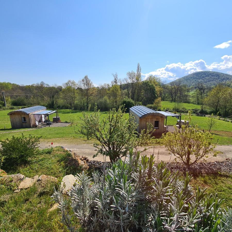 Les Milles Bottes Et Ses Roulottes Villa Encausse-les-Thermes Exterior photo